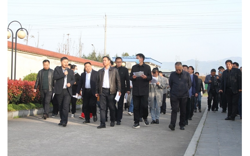 省食用菌產(chǎn)業(yè)技術體會暨食用菌科技特派團2023年工作會在西鄉(xiāng)順利召開